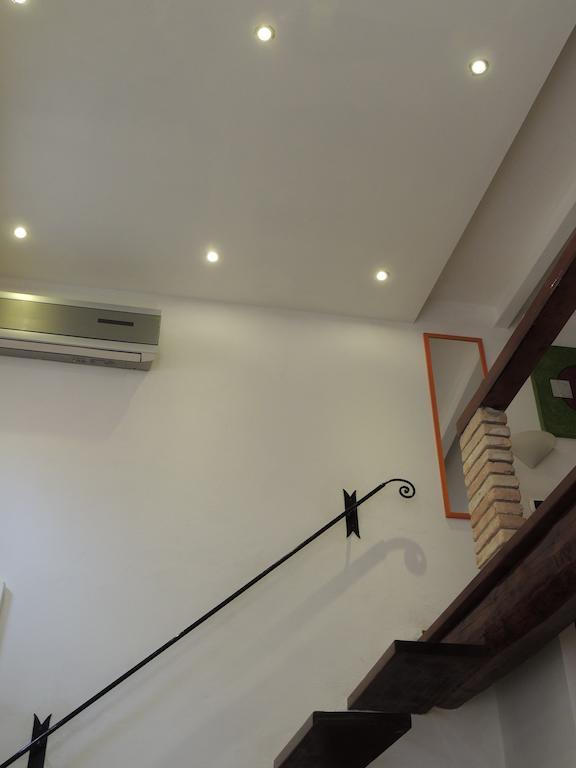 Suite Dreams Cagliari Loft Δωμάτιο φωτογραφία